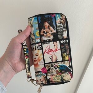 Fashionable Magazine Print Women's Clutch